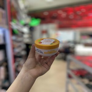 کرم مرطوب کننده دست و بدن ST. Ives مدل Glowing حاوی عصاره زرد آلو حجم 150 میل